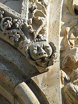 chartres-6.jpg (14994 bytes)